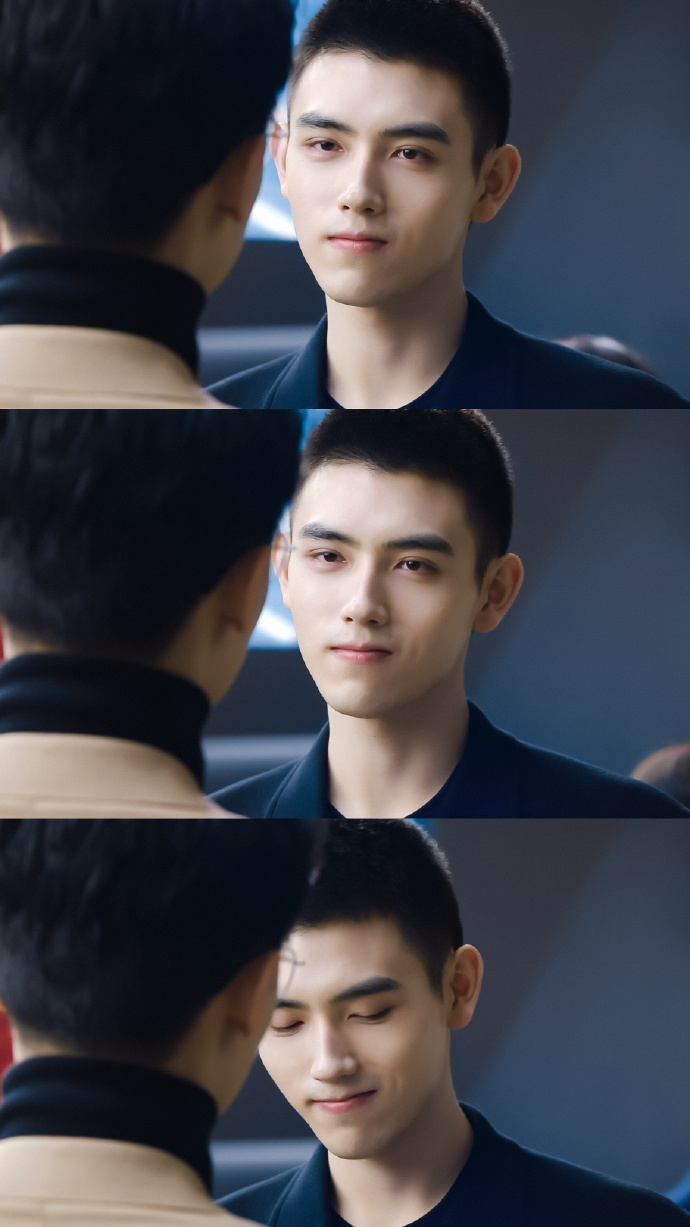 互撕升级！郑刚・果郡王VS罗永浩・钮祜禄，要拍《中国散伙人》？罗永浩最新回应