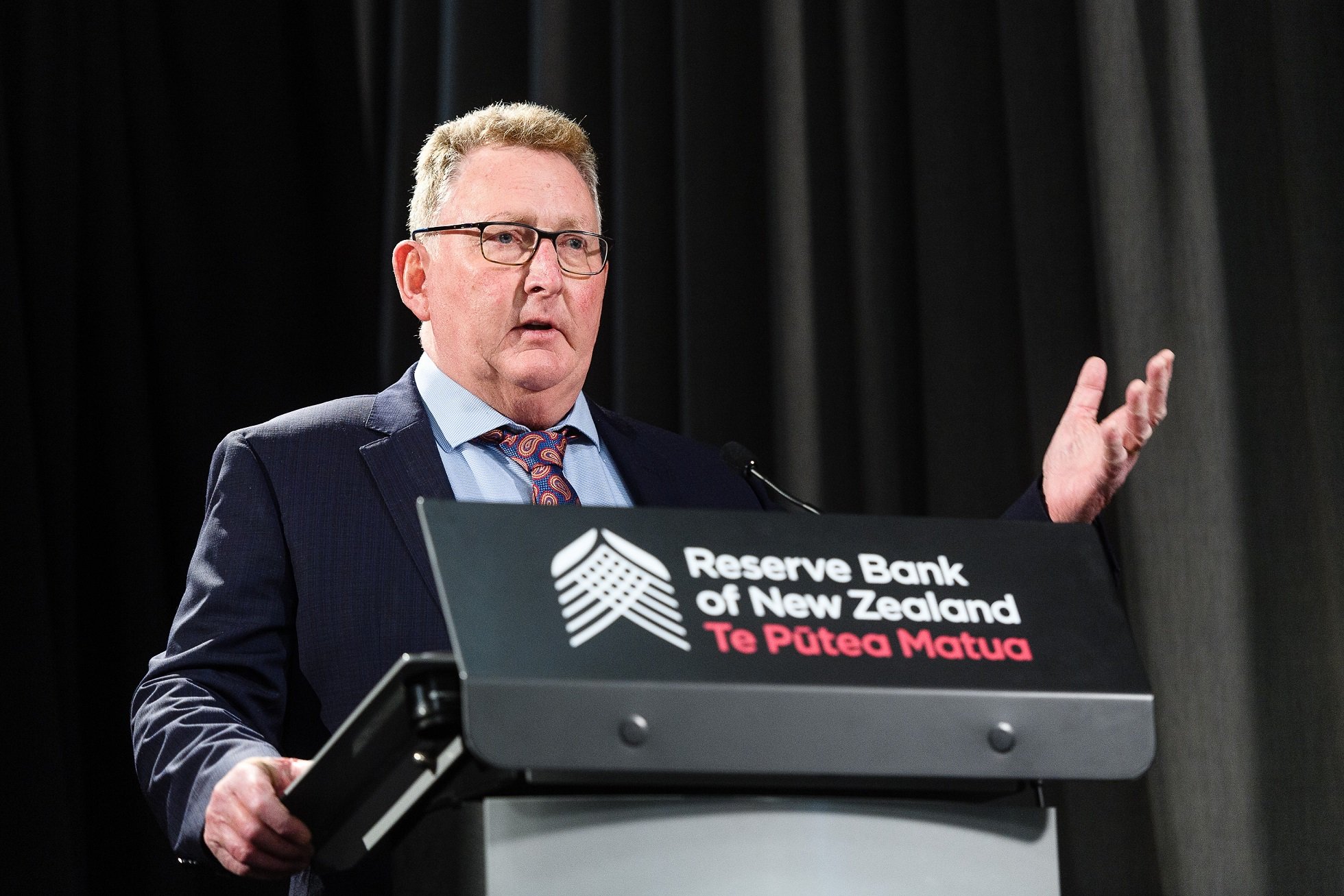 瑞典央行宣布降息25个基点,基准利率降至35%