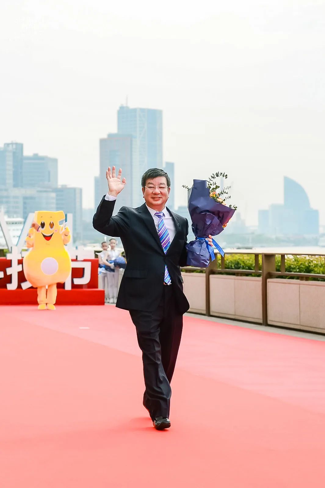 硬核科普|不刷题的吴姥姥:在流量的红海掀起科普的浪潮