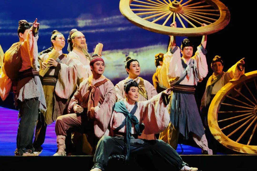 “思接千载，视通万里”的恢宏历史想象