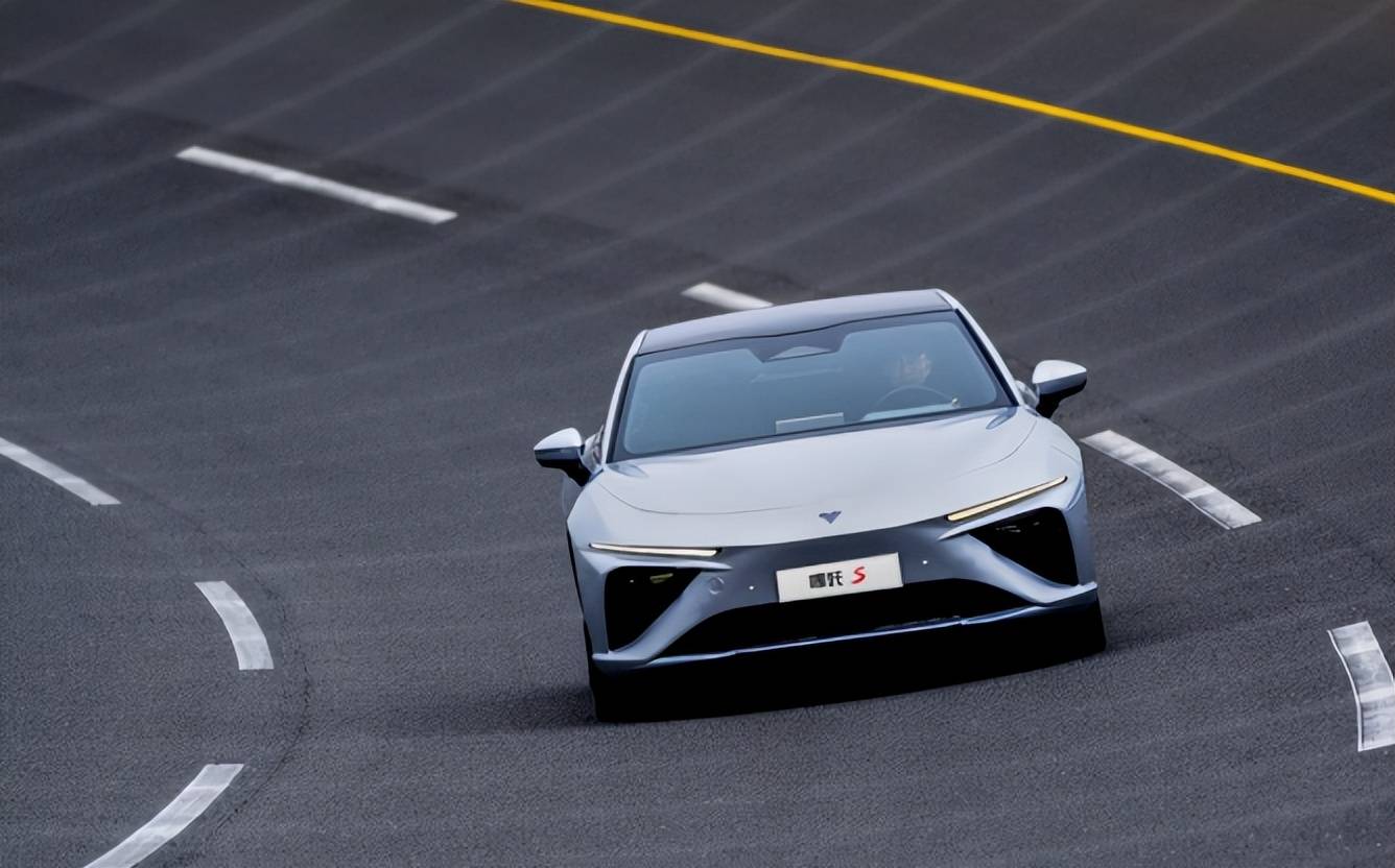 IPO期间卷入欠薪风波,暴露哪吒汽车资金困境,今年销量持续遇冷