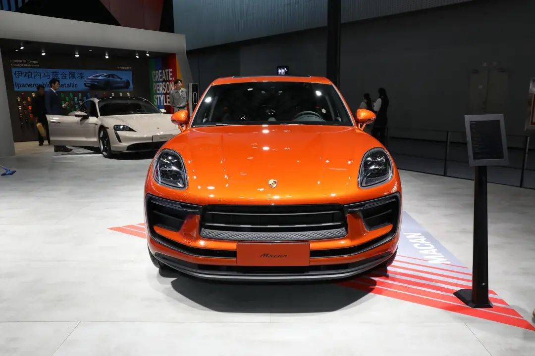 热搜第一!保时捷深夜道歉