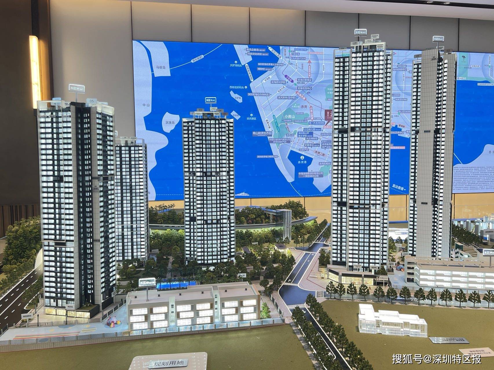 爆雷!买房“免息垫首付”出事了:10余个楼盘卷入,个别涉千万元……几十套房源已被当地住建部门锁定!