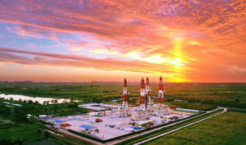 3000多米地下,年产百万吨页岩油怎么压出来