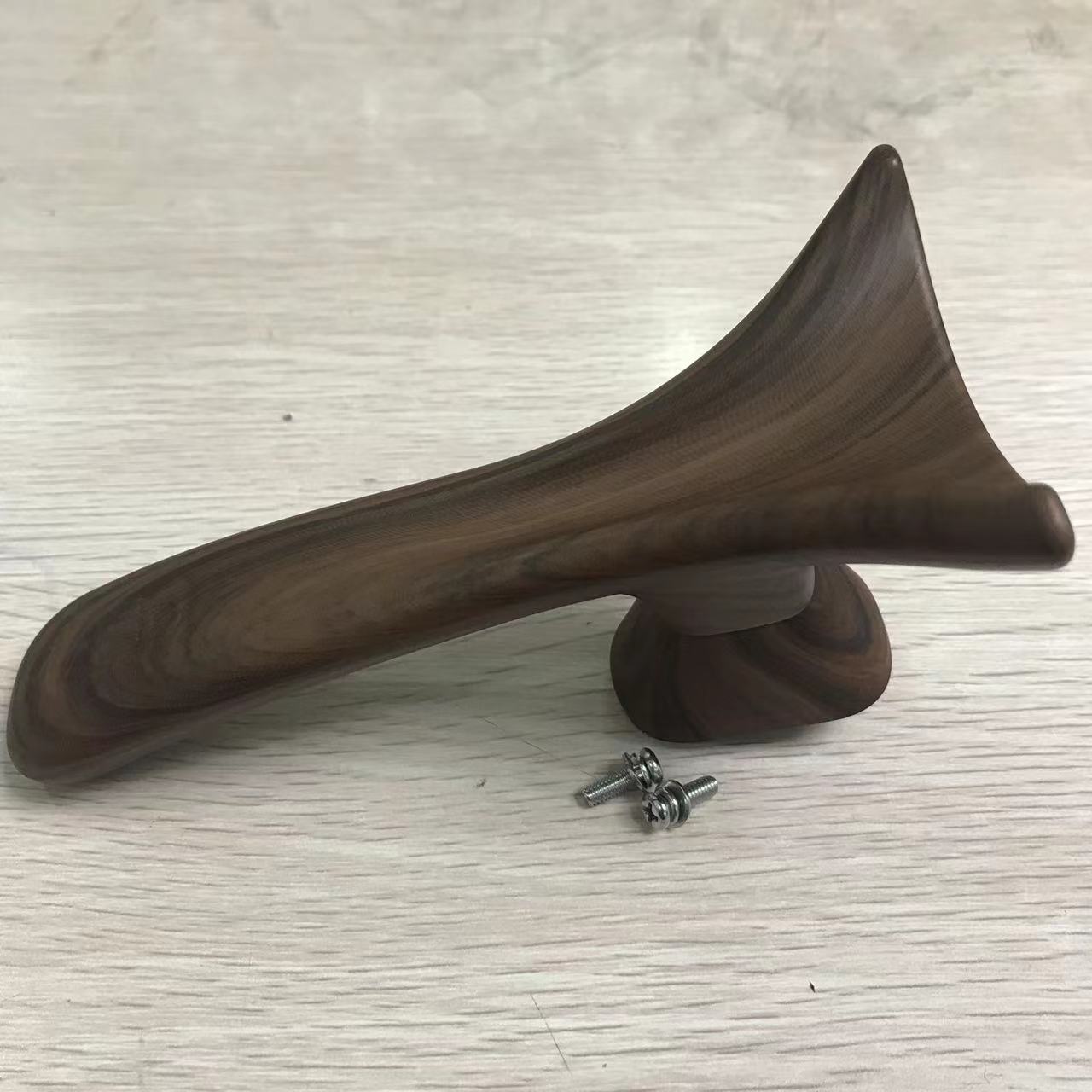 爱仕达获得外观设计专利授权:“锅盖(安达)”