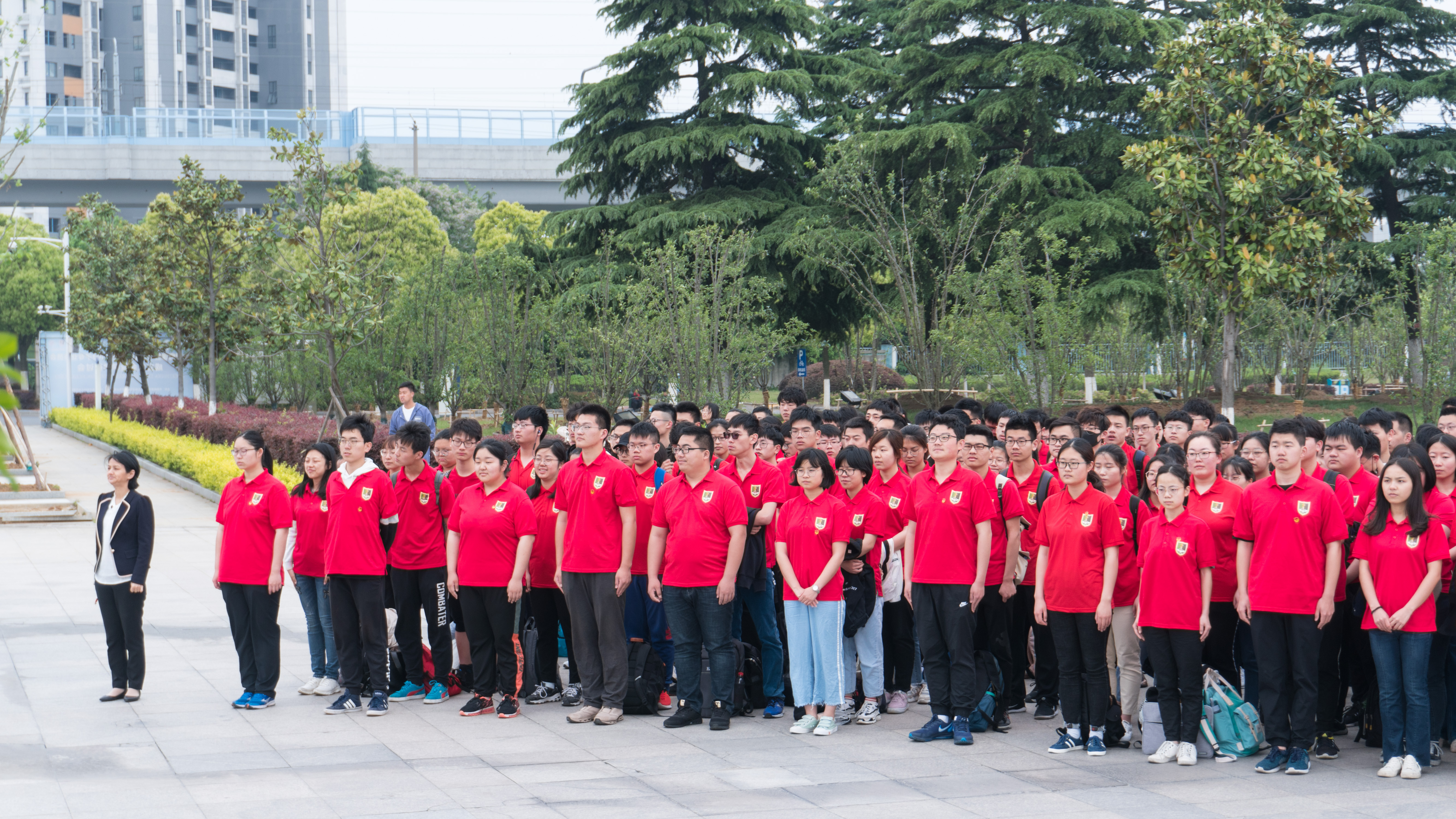 百花医药(600721.SH):聘任黄辉为公司轮值总经理