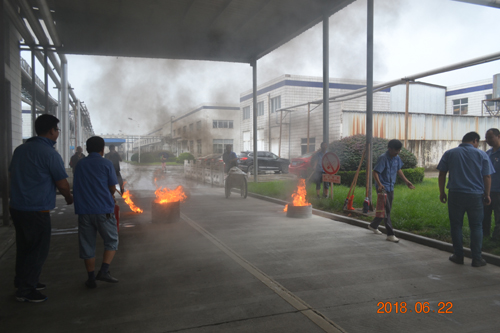 华兰股份：拟设合资公司 从事西藏药浴、膏药业务