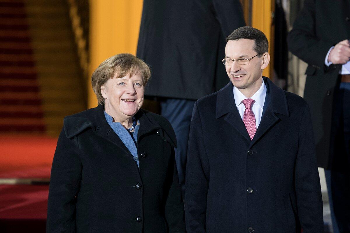 巴新、新西兰两国总理讨论贸易、就业计划