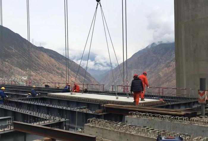 中国地下700米,有了个全球第一!