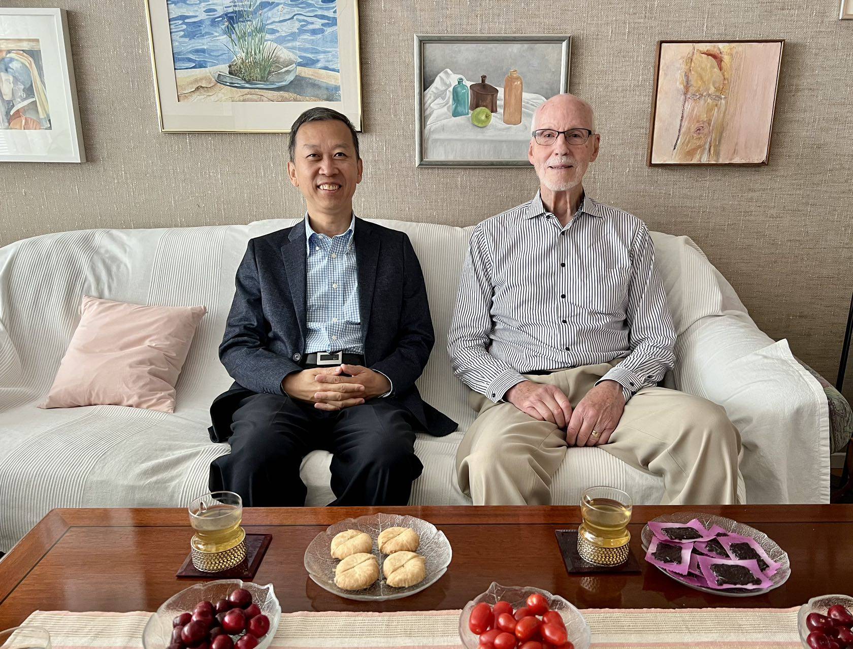 康文参赞陪同驻瑞典大使崔爱民走访瑞博科尔制药公司