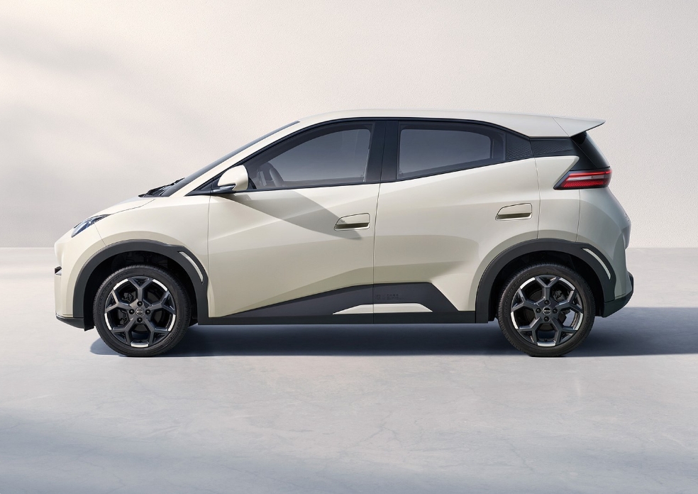 海鸥股份：2025年半年度净利润约3488万元，同比增加25.31%