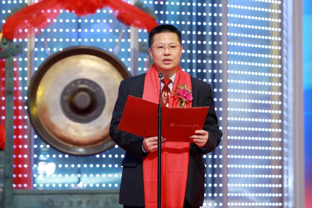 力鼎光电现22笔大宗交易 总成交金额5572.44万元