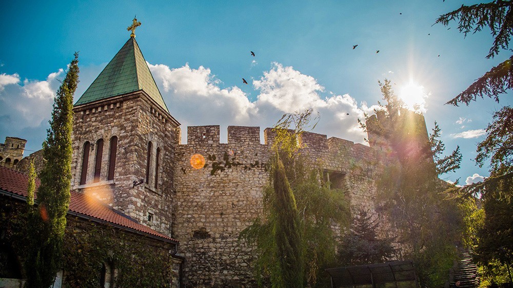 塞尔维亚2025年8月平均净工资为901欧元