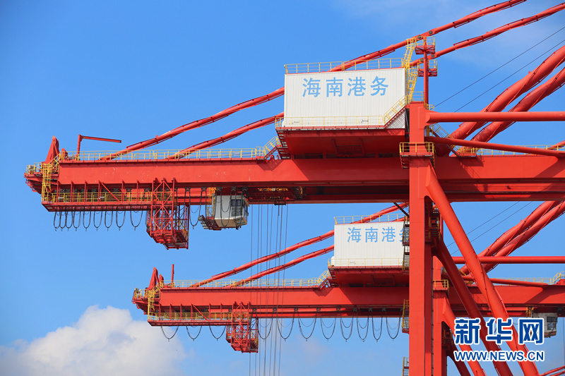 海南自贸区概念下跌4.06%，7股主力资金净流出超亿元