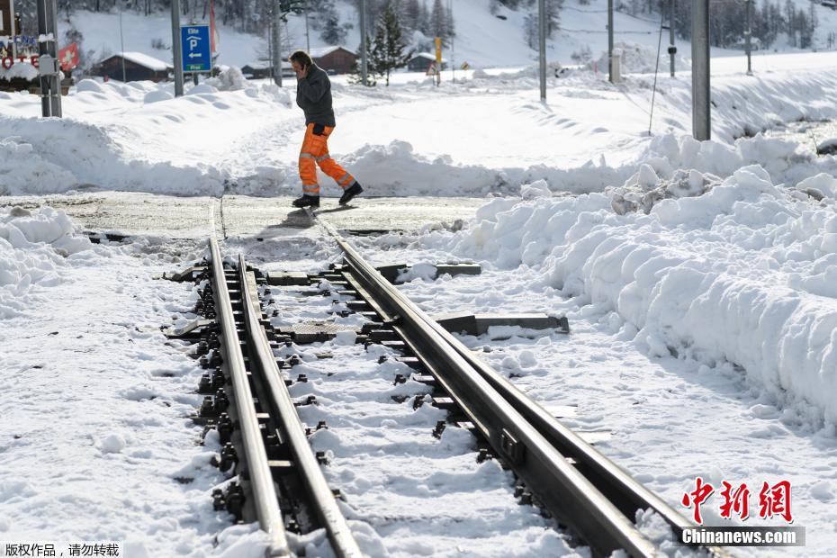 瑞士滑雪胜地突发爆炸