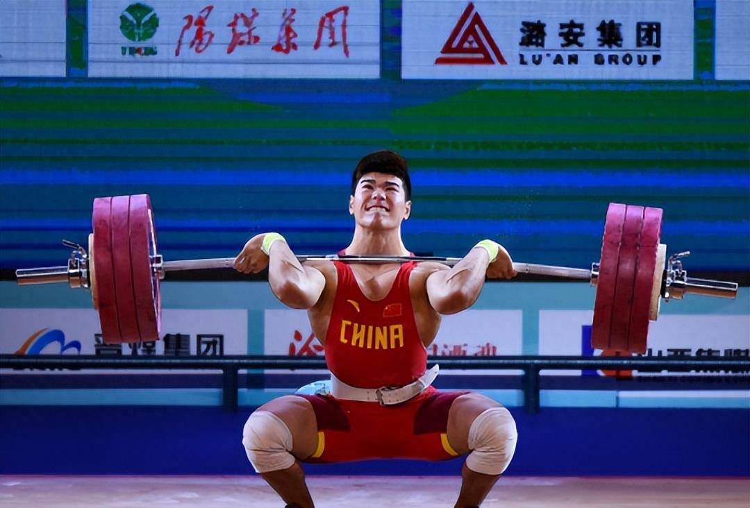 乐刻运动成中国举重队官方合作伙伴 连锁运动品牌抢占细分市场