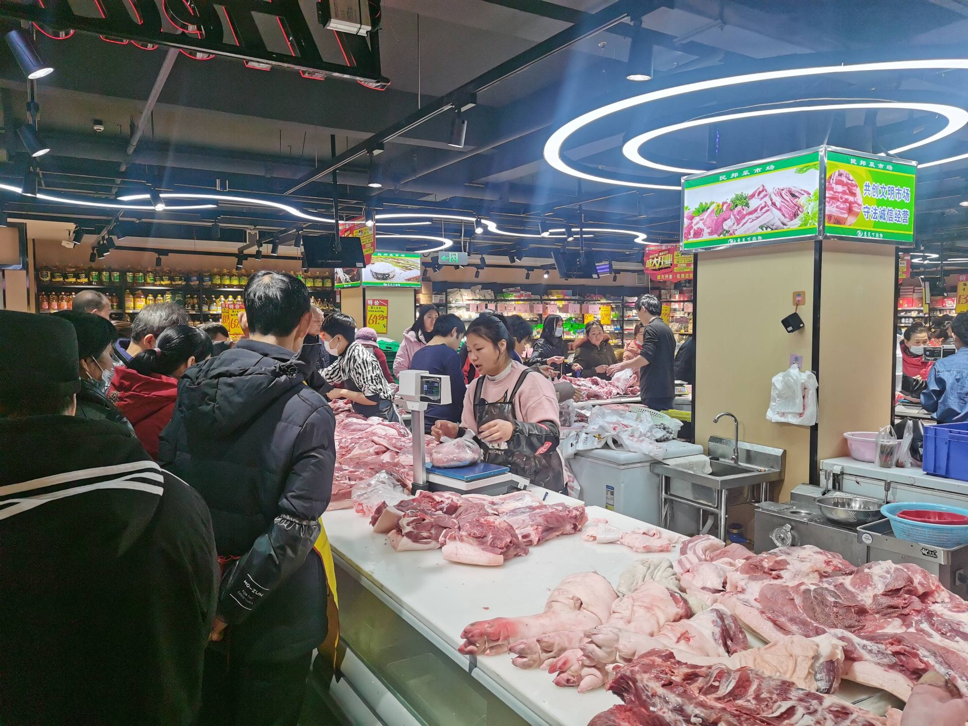 实探深圳“菜篮子”:春节前夕,农批市场货足价稳丨新春走基层