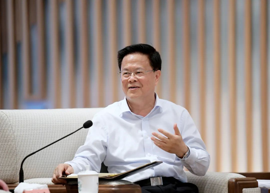 河南省委省政府与国家发展改革委在京举行工作会谈