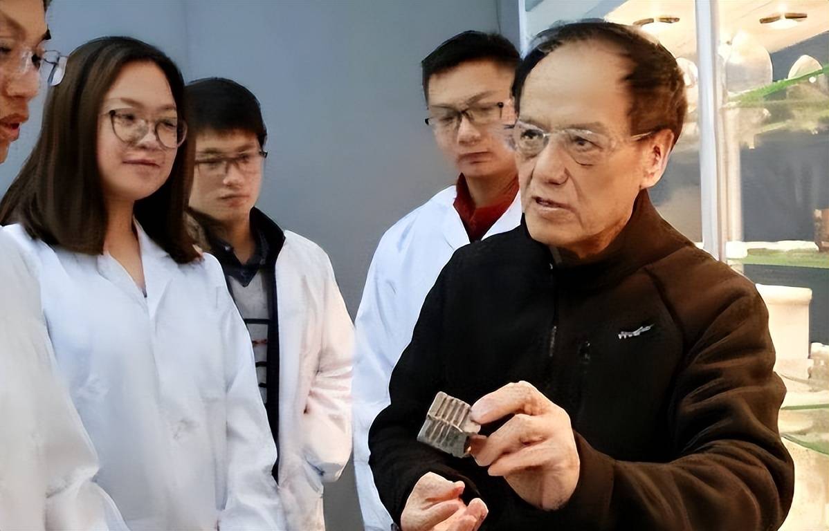 量子生物探测关键难题攻克