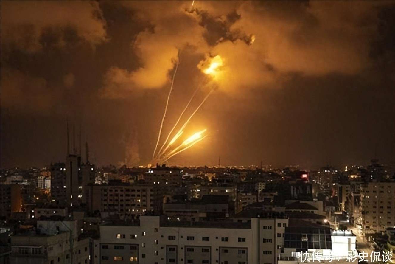 伊朗大规模发射新一代导弹,摧毁美军多个基地雷达、飞机燃料库、MQ-9无人机机库等,以及多套萨德,“整个地区都能看到滚滚浓烟”