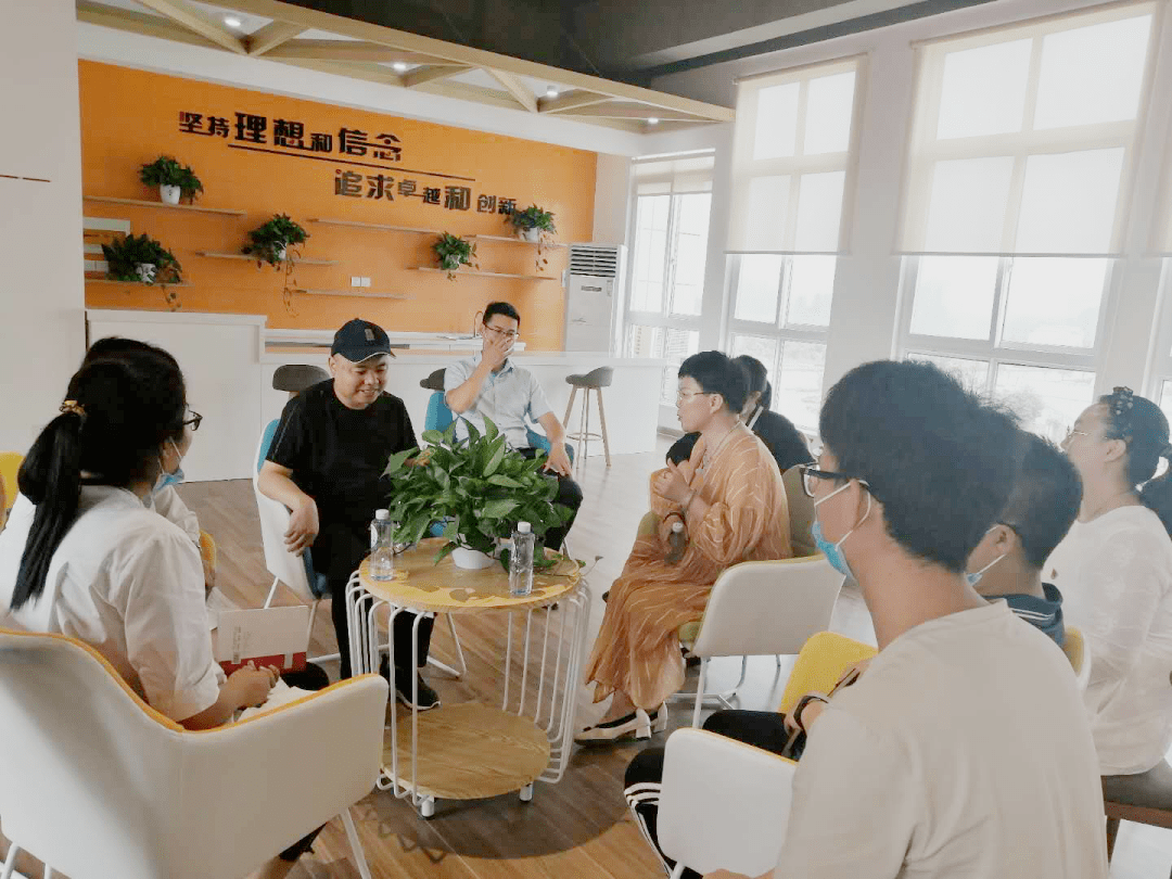 光线传媒：主题乐园的相关洽谈工作在推进中