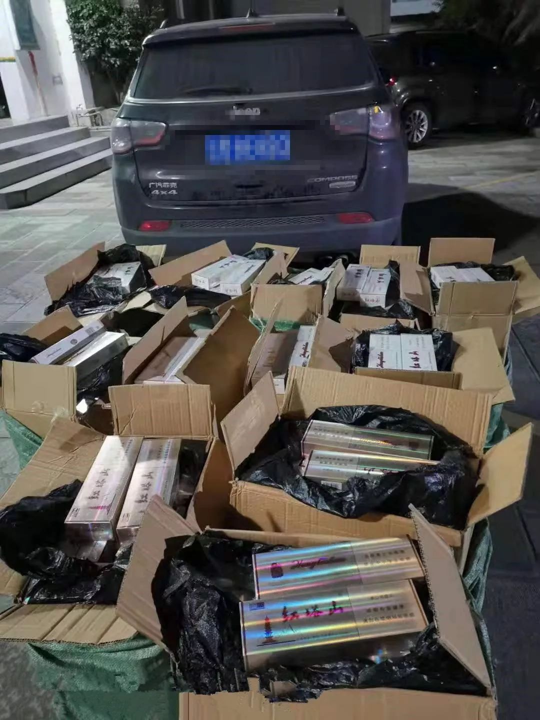 长期停牌债券被用于非法牟利 上海警方破获涉案2亿非法经营案
