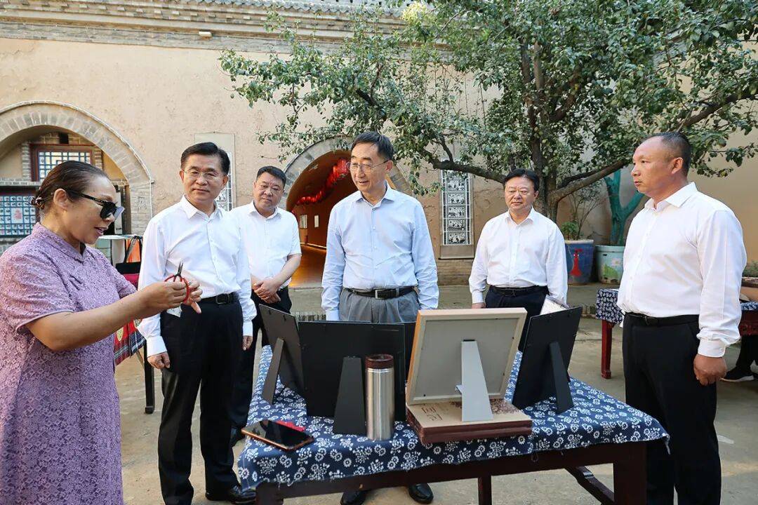 河南省委书记刘宁会见中核集团董事长申彦锋
