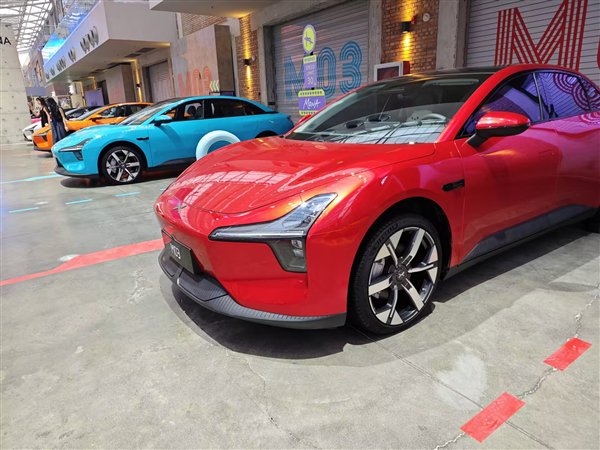 2026款小鹏MONA M03上市 何小鹏:公司不会去碰10万元以下的车