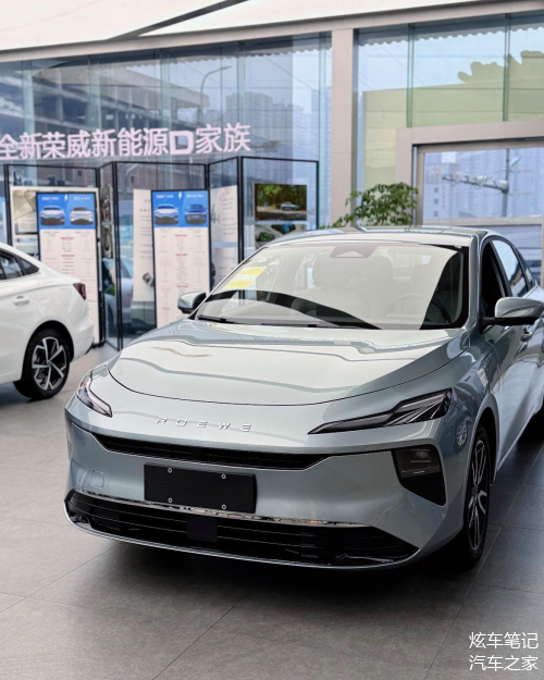 九年前大搞电车、九年后押注油车，荣威为什么总跟趋势“对着干”