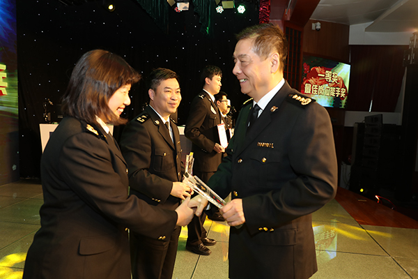 海关总署公告2026年第27号（关于《中华人民共和国海关进口食品境外生产企业注册管理规定》实施相关事宜的公告）