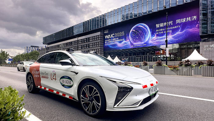 商汤绝影发布舱驾一体智能体 联手T3出行推进Robotaxi年内试运营