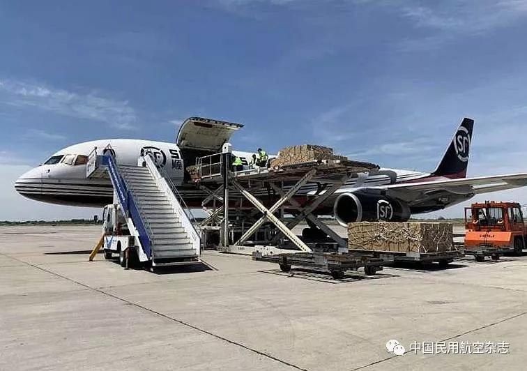 和平航空开通安巴客运航线 增持LIAT航空股权
